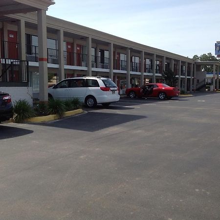 Days Inn Panama City 23Rd Street Eksteriør billede